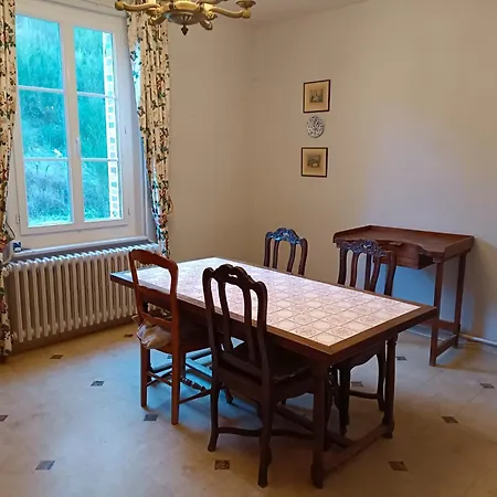 Maison De Famille A La Campagne Ferienhaus Malétable